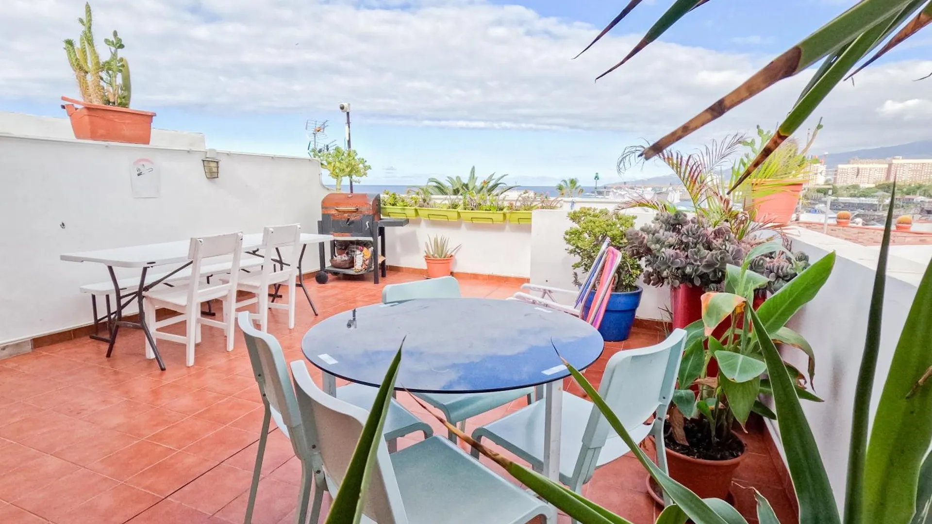 Puerto Nest Hostel Puerto de la Cruz  Spanien